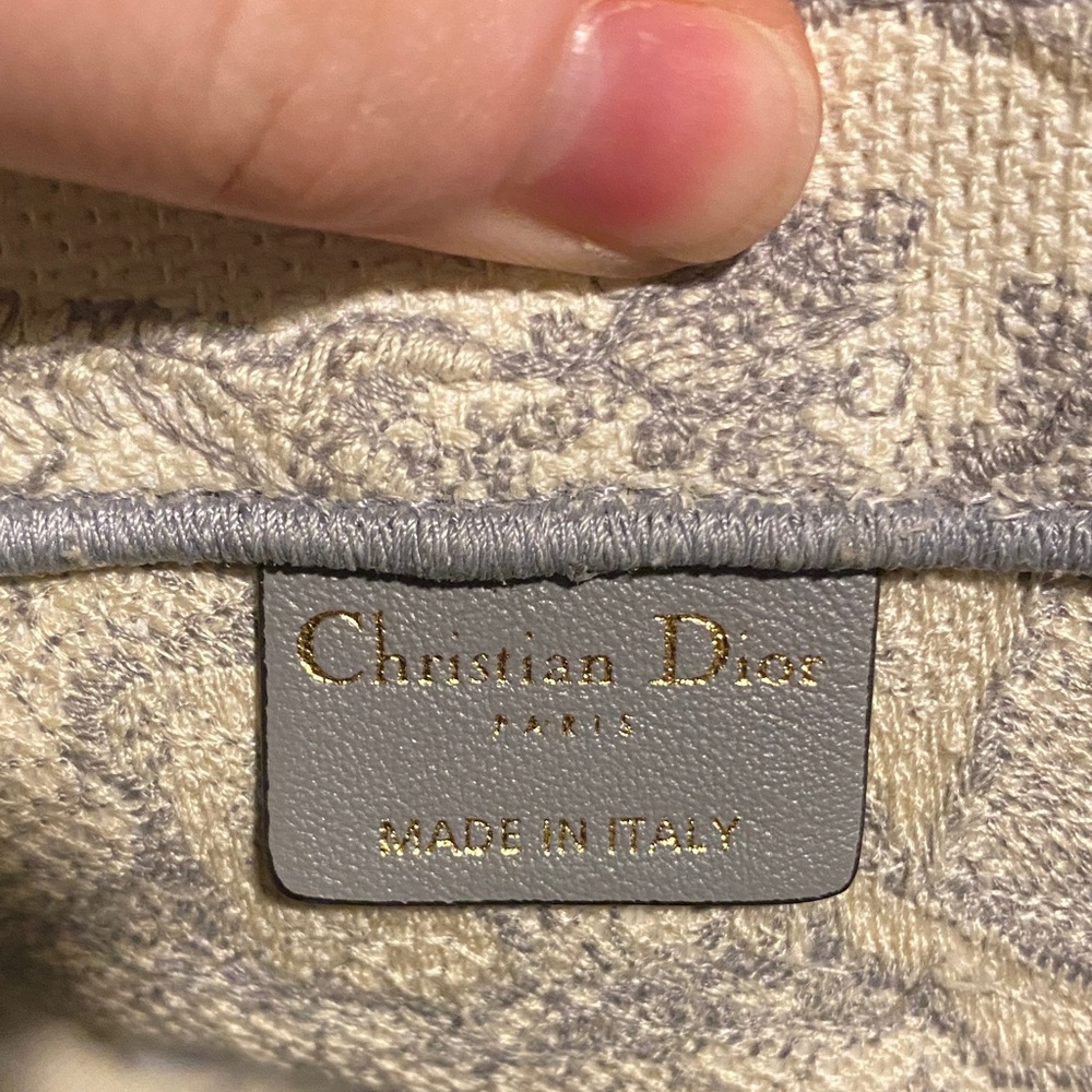 Dior Elegant Cream and Gray Tote - Picture 2 of 2